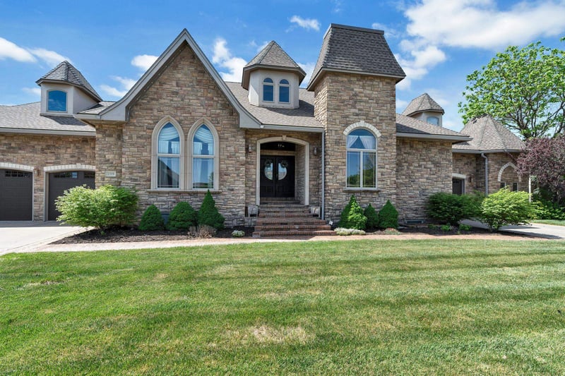 2319 Rough Creek Rd, Derby, KS 67037-8456