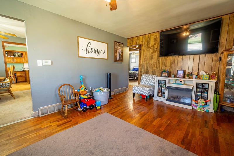 234 E 11th St, Concordia, KS 66901