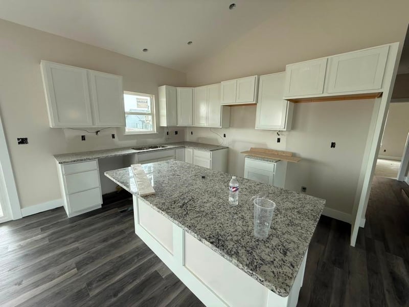 5043 Toben Dr, Bel Aire, KS 67226