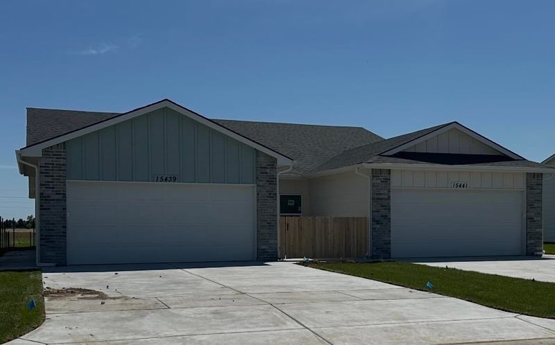 15439-15441 Josephine St, Goddard, KS 67052
