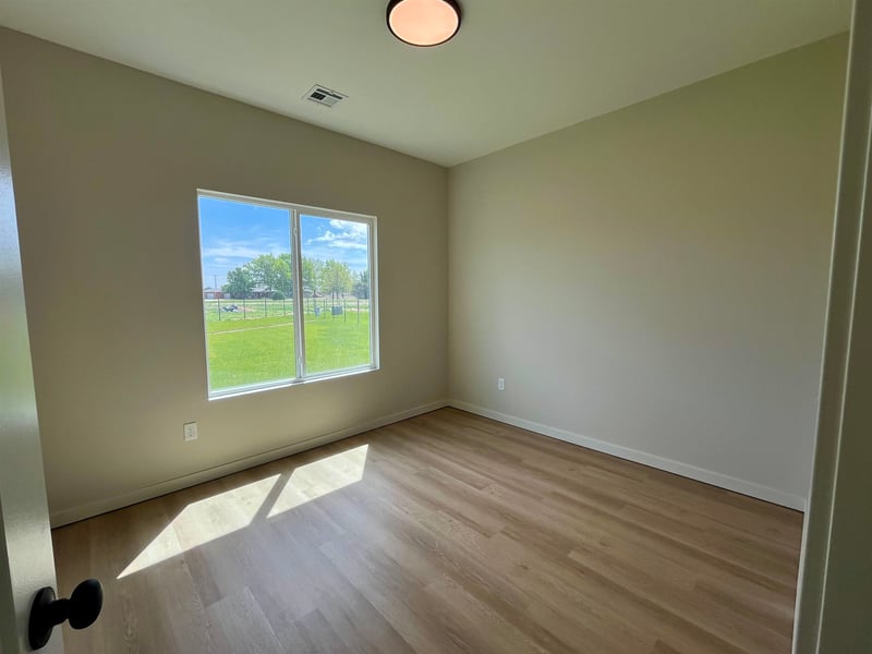 2008 Melody Ln, Goddard, KS 67052