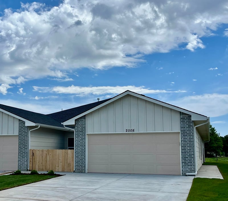 2008 Melody Ln, Goddard, KS 67052