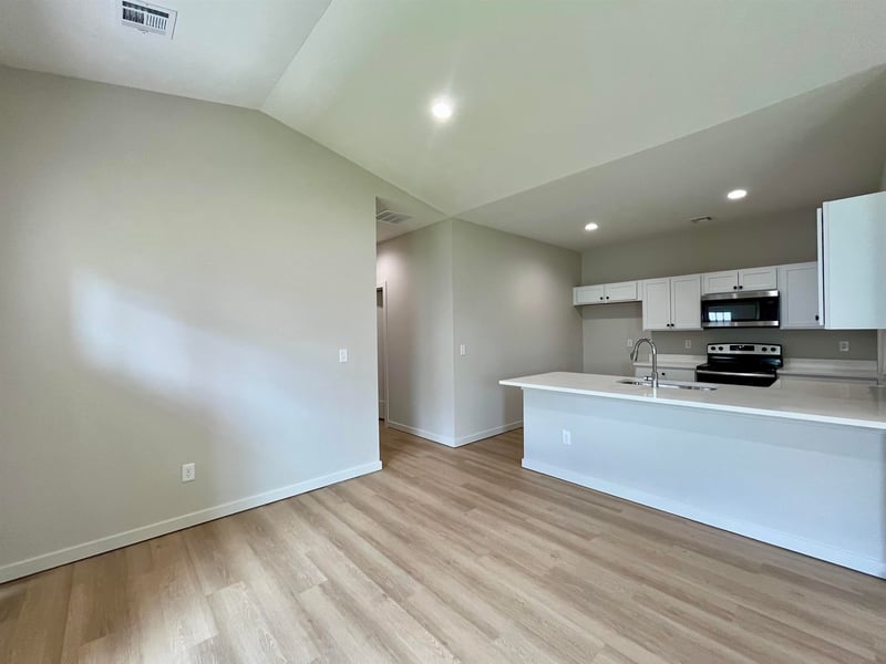 15425 Josephine St, Goddard, KS 67052