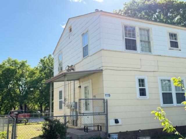1119 Pershing Ave, Wichita, KS 67218