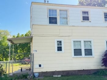 1119 S Pershing Ave, Wichita, KS 67218