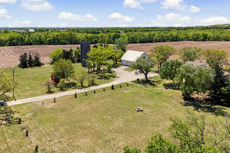 2771 11th Ave, Lindsborg, KS 67456