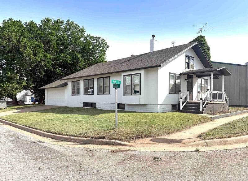 142 Ave B, Attica, KS 67009
