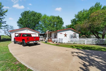 1204 E Idlewild, Wichita, KS 67216