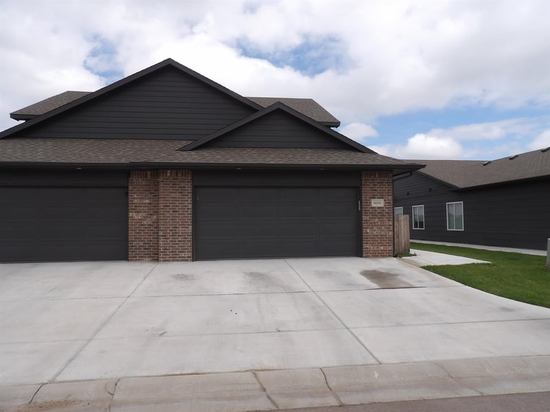 16211 Ike Ct, Goddard, KS 67052