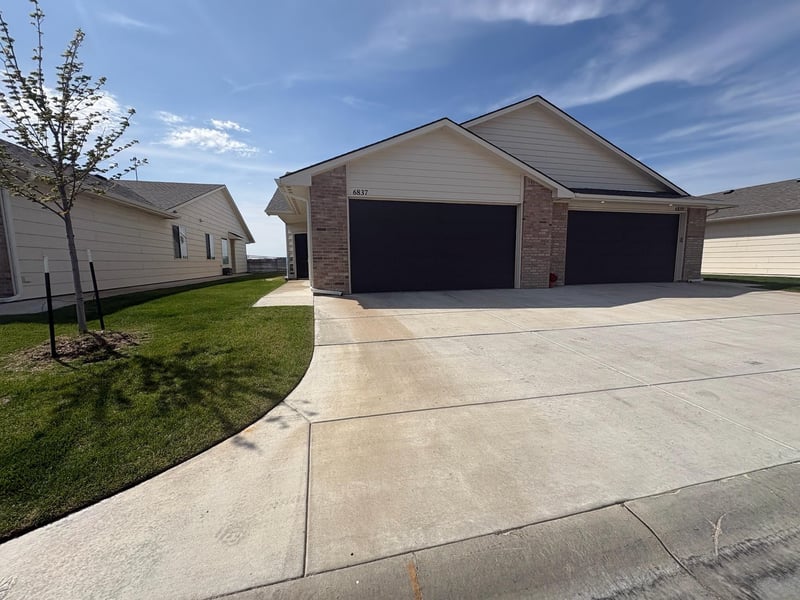 6837-6839 Kollmeyer , Wichita, KS 67205