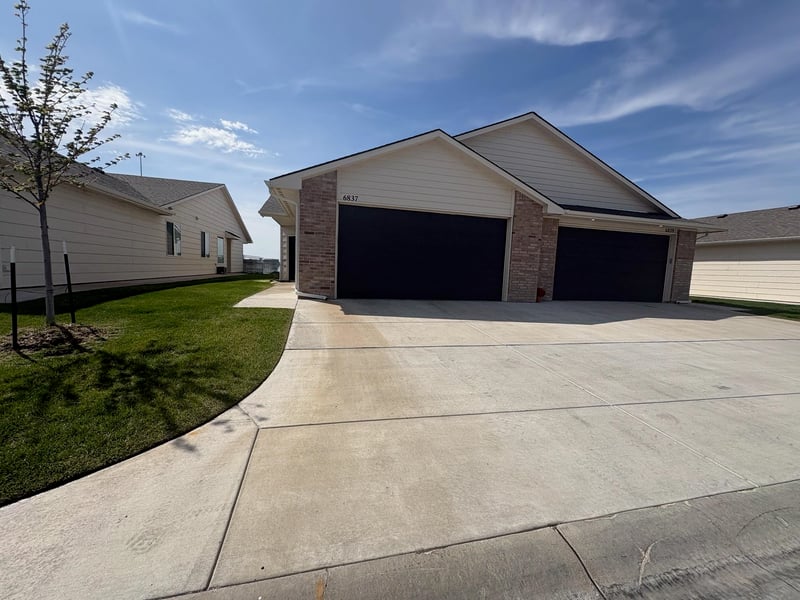 6837-6839 Kollmeyer , Wichita, KS 67205