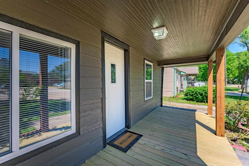 3237 N Market St, Wichita, KS 67219