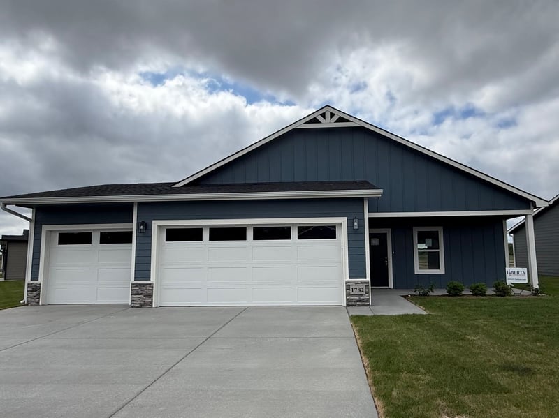 1782 Redbud Ln, Goddard, KS 67052