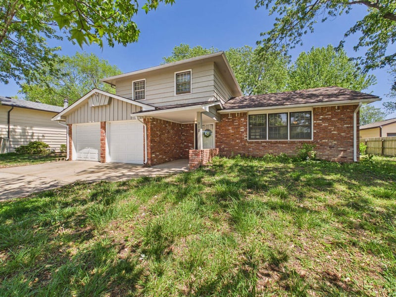 310 Colby St, Valley Center, KS 67147