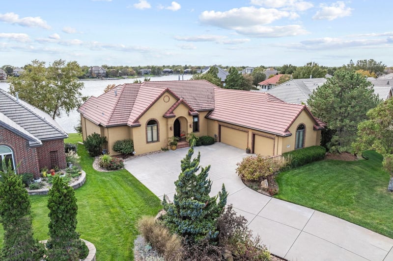 1829 W Harborlight St, Wichita, KS 67204
