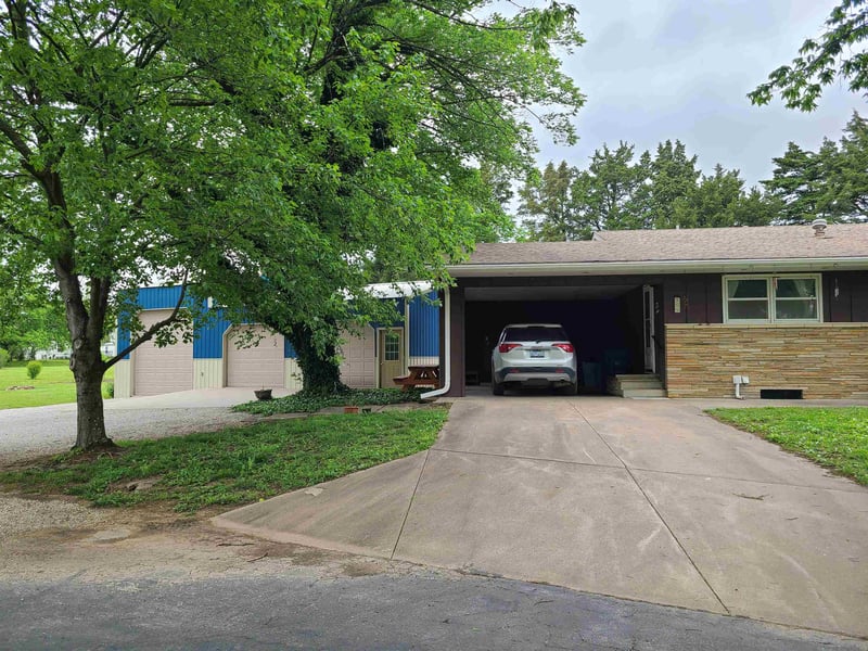 509 N Greenwood, Severy, KS 67137