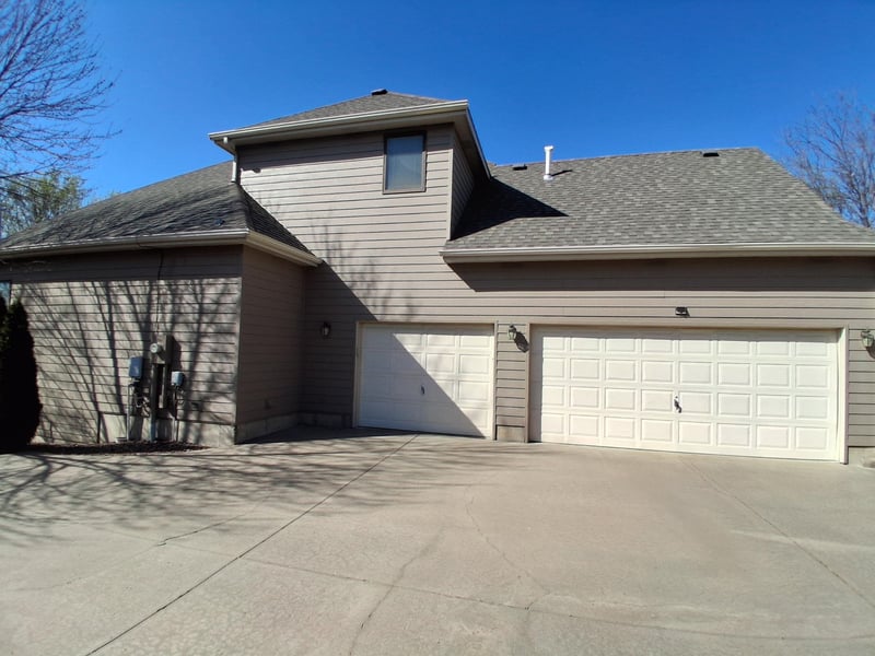 1250 Columbine Cr, Salina, KS 67401