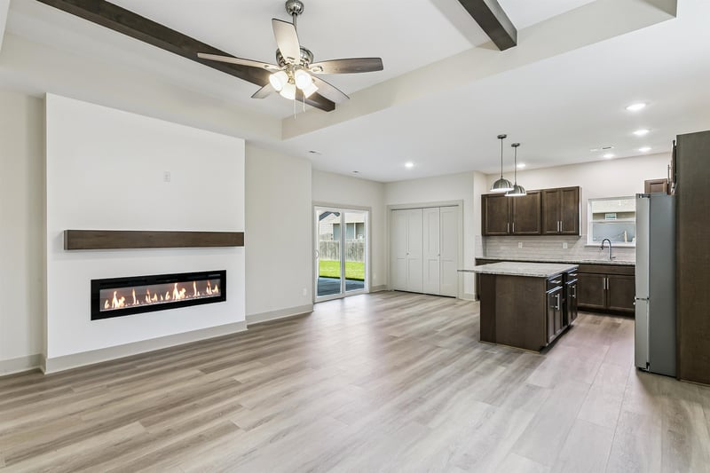 8992 Forbes Cir, Bel Aire, KS 67226