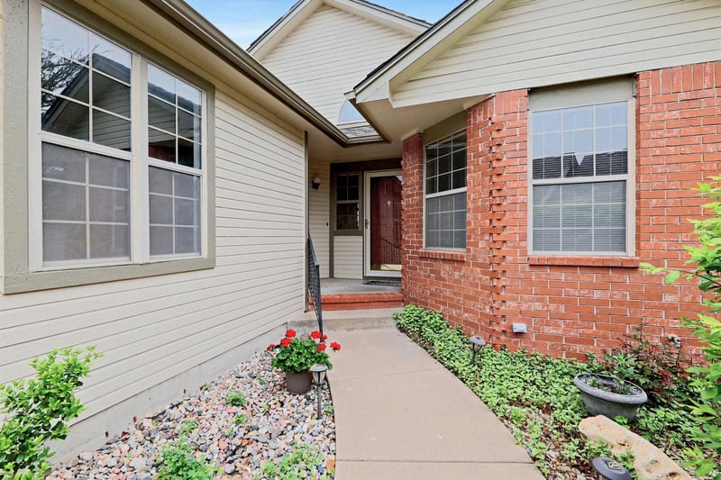 3019 N Bramblewood St, Wichita, KS 67226