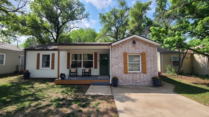 1106 7th , Wellington, KS 67152
