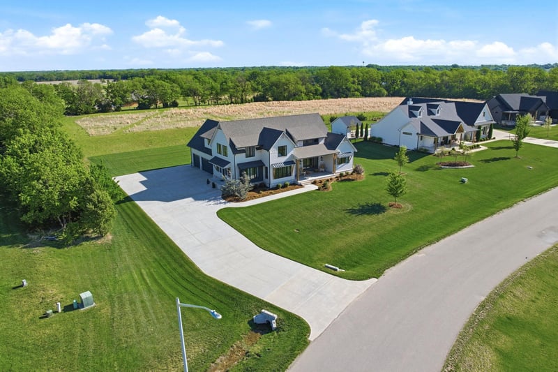 200 Cedar Ranch Ct, Derby, KS 67037