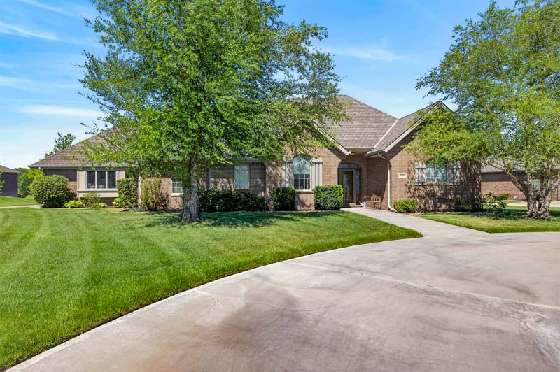 340 W Lakeside Ct, Cheney, KS 67025