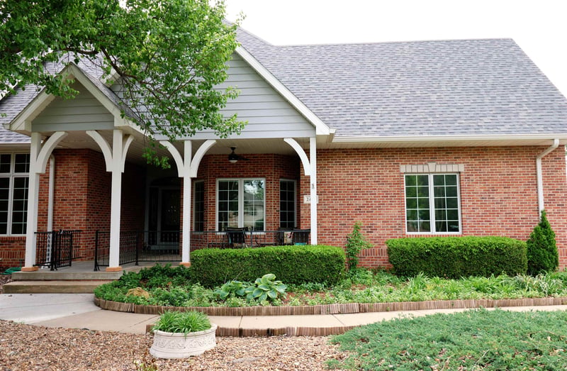2475 Dundee Ln, Salina, KS 67401