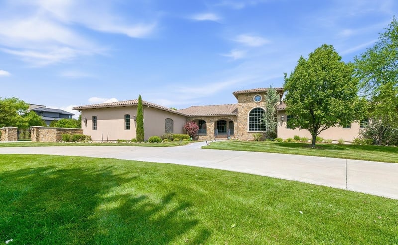2511 E Flint Hills National Prkwy, Andover, KS 67002