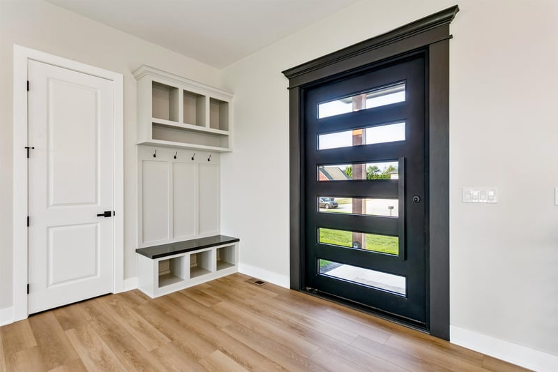 5046 N Remington St, Bel Aire, KS 67226