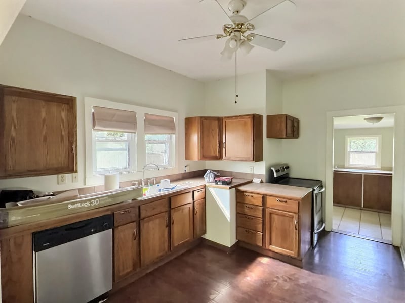 422 23rd Ave, Hutchinson, KS 67502