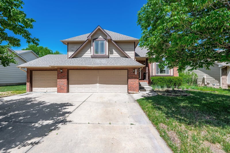 11236 Killarney Cir, Wichita, KS 67206