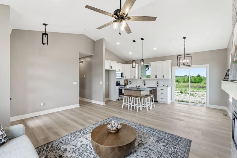 3513 Bluelake St, Wichita, KS 67215