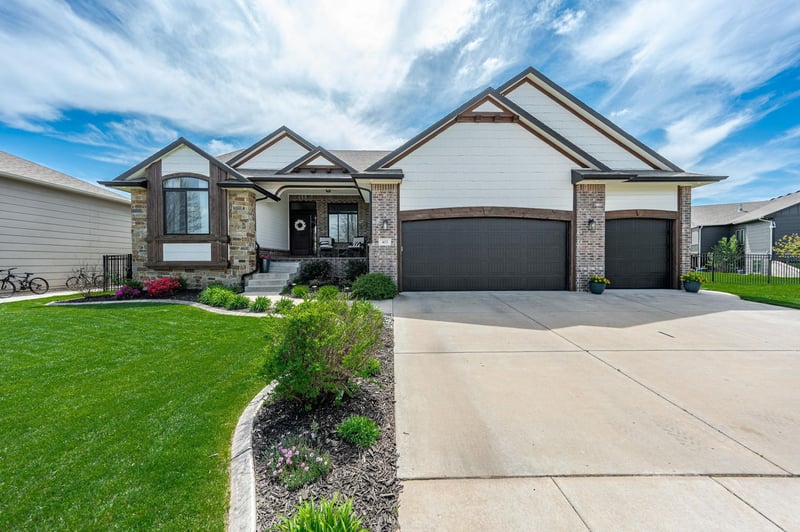 413 Cherry Oaks, Cheney, KS 67025