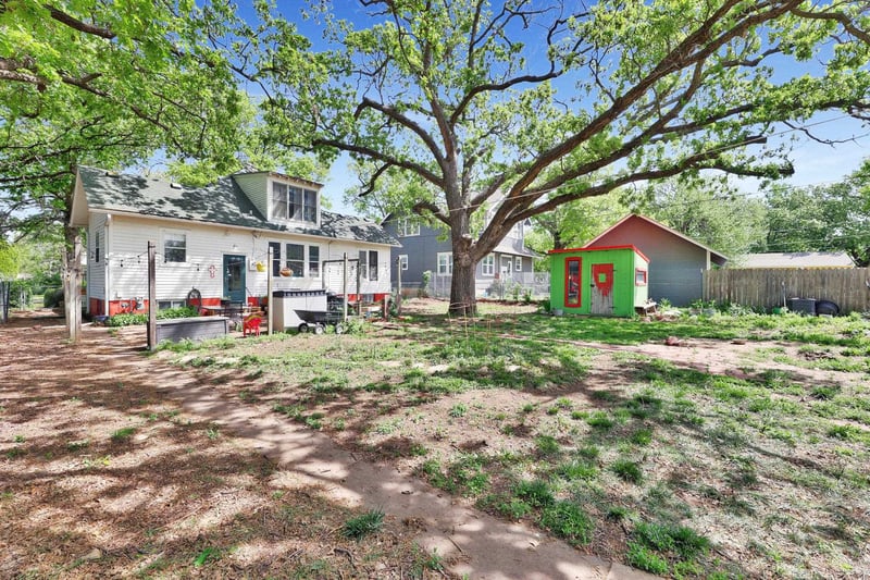 621 7th , Newton, KS 67114