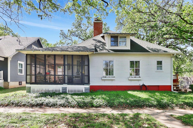 621 7th , Newton, KS 67114
