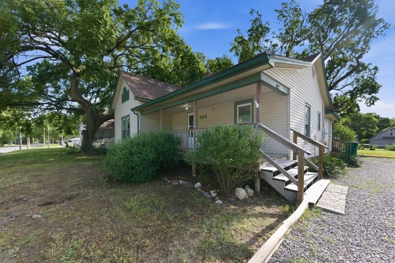 304 S Khedive, Maize, KS 67101