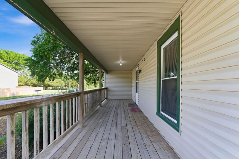 304 S Khedive, Maize, KS 67101