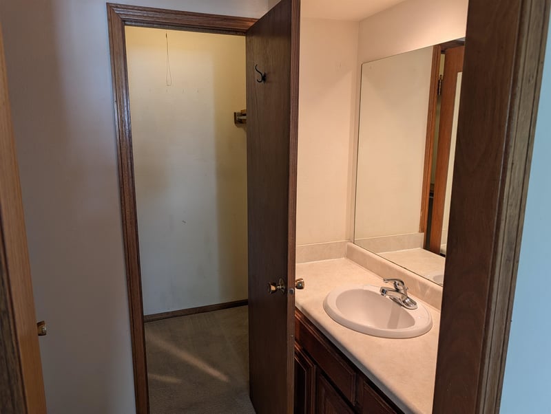1717 Cypress , Wichita, KS 67207