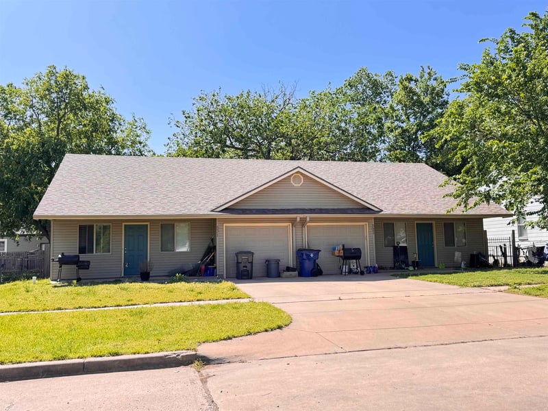 527-531 S Gordon St, Wichita, KS 67213