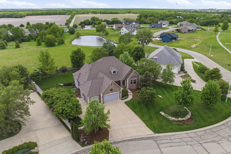 1690 Jason Dr, El Dorado, KS 67042