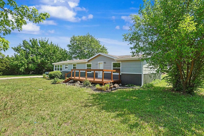 14827 157th Ter, Rose Hill, KS 67133
