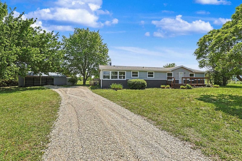 14827 157th Ter, Rose Hill, KS 67133