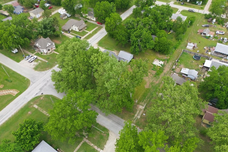 420 5th , Belle Plaine, KS 67013