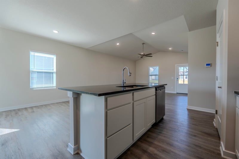 2390 Thunder , Wichita, KS 67219
