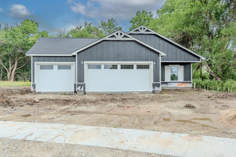 2390 Thunder , Wichita, KS 67219