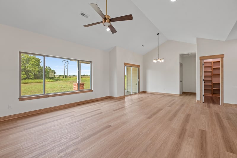 4913 Calvert , Wichita, KS 67215