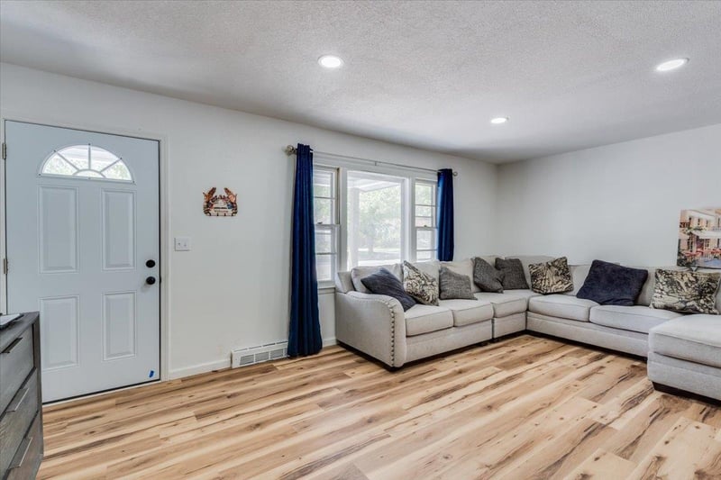 3238 Edwards , Wichita, KS 67217