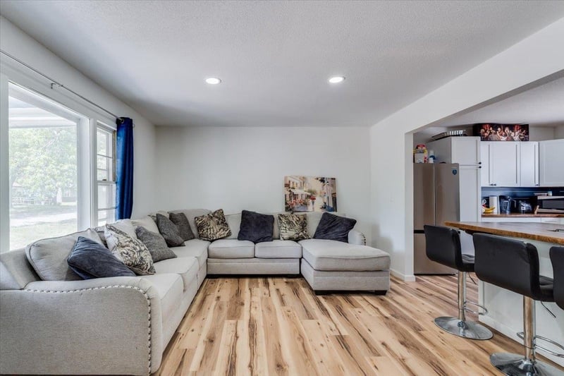 3238 Edwards , Wichita, KS 67217