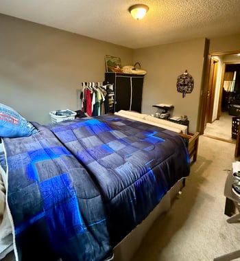 2022 N Old Manor Rd, Wichita, KS 67208