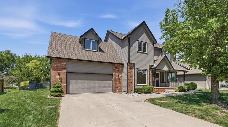 7802 Champions Cir, Wichita, KS 67226